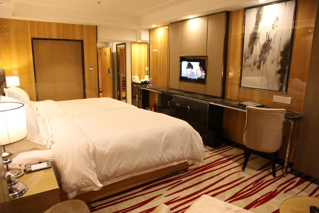 Guangzhou Guo Mao Hotel Quarto foto